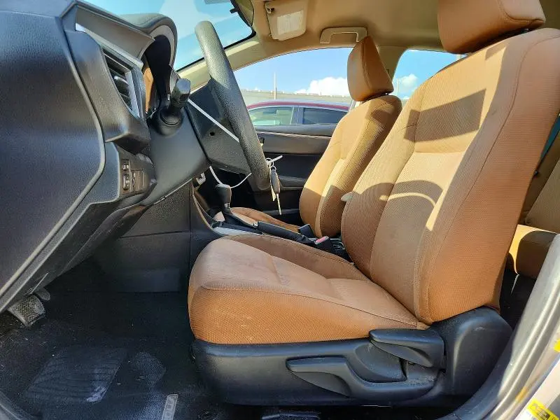2014 TOYOTA COROLLA LE PLUS  