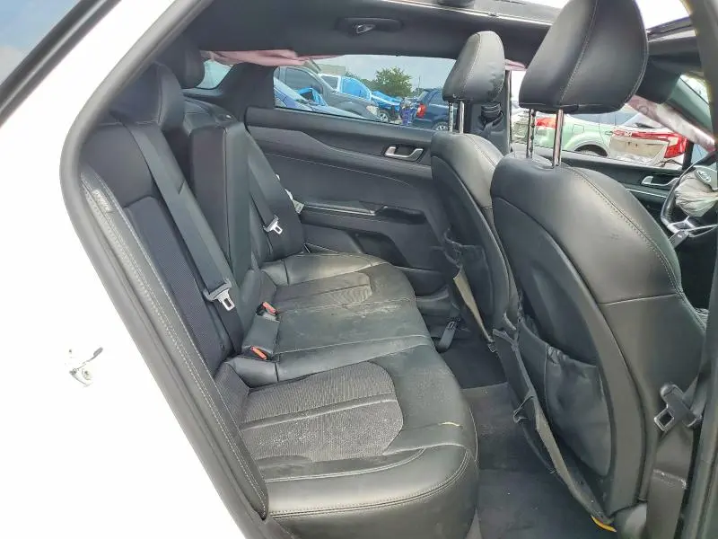 2021 KIA K5 GT LINE  
