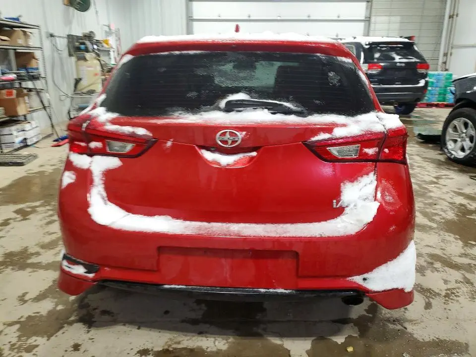 2016 TOYOTA SCION IM   