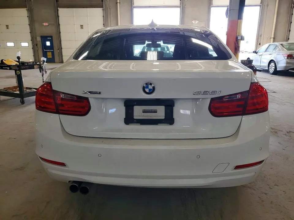 2014 BMW 328 XI  
