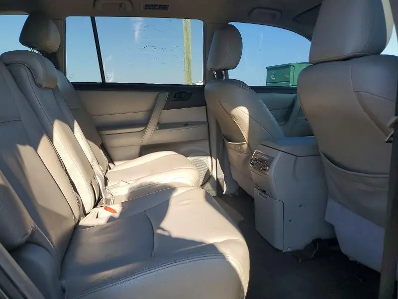 2012 TOYOTA HIGHLANDER BASE  