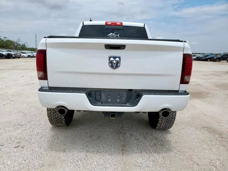 2015 RAM 1500 SPORT  