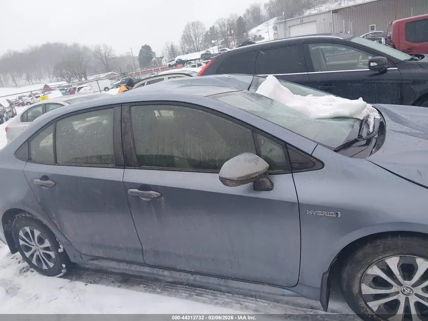 2021 TOYOTA COROLLA HYBRID LE