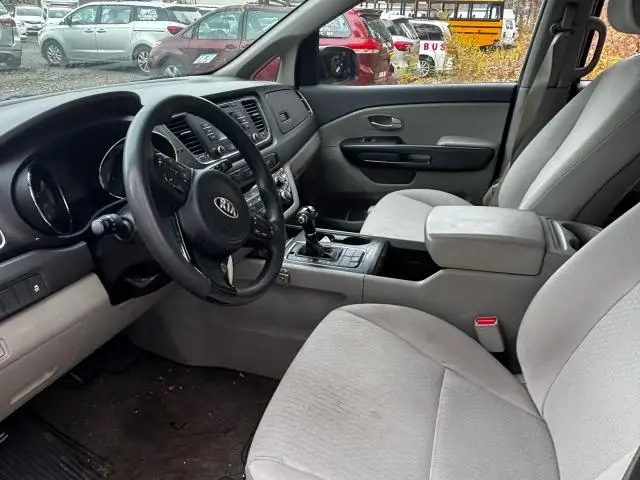 2016 KIA SEDONA L  