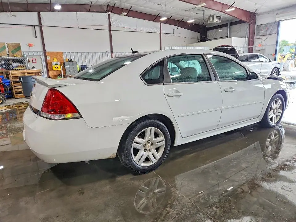 2010 CHEVROLET IMPALA LT  