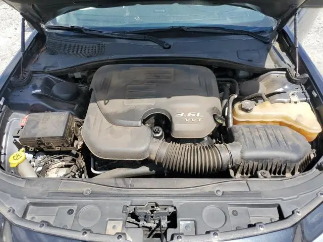 2016 CHRYSLER 300 LIMITED  