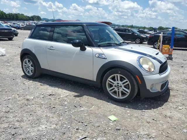 2011 MINI COOPER S  