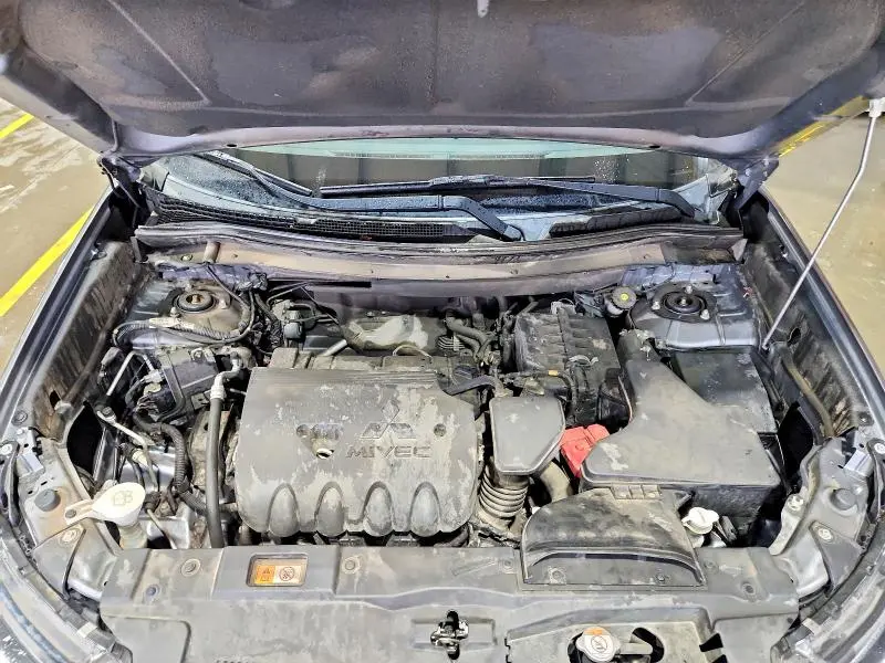 2018 MITSUBISHI OUTLANDER SE  
