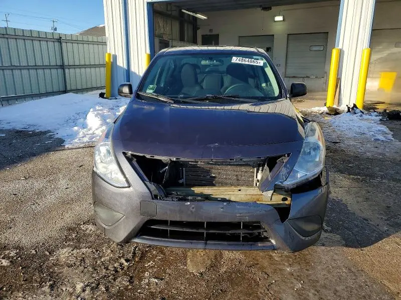 2015 NISSAN VERSA S  