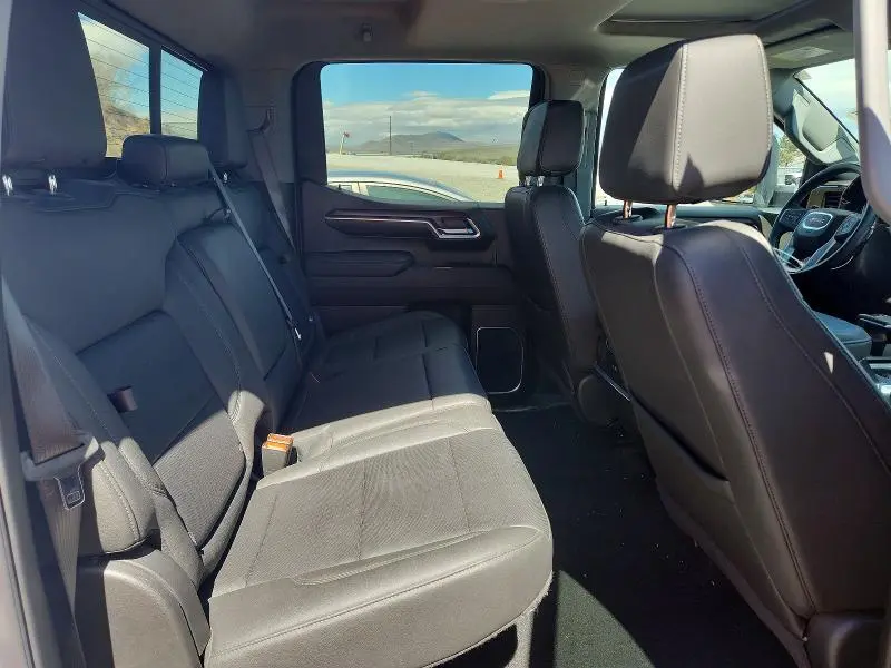 2024 GMC SIERRA K1500 SLT  