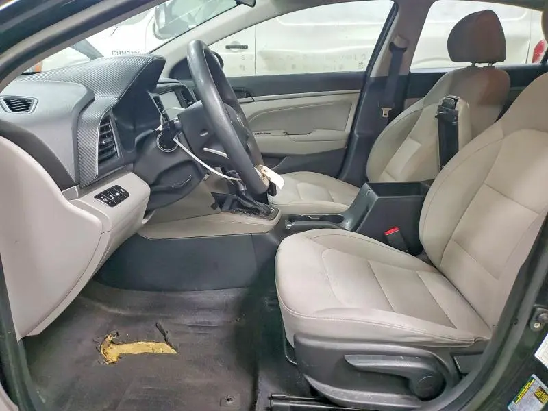 2019 HYUNDAI ELANTRA SEL  
