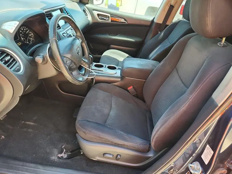 2015 NISSAN PATHFINDER SV  