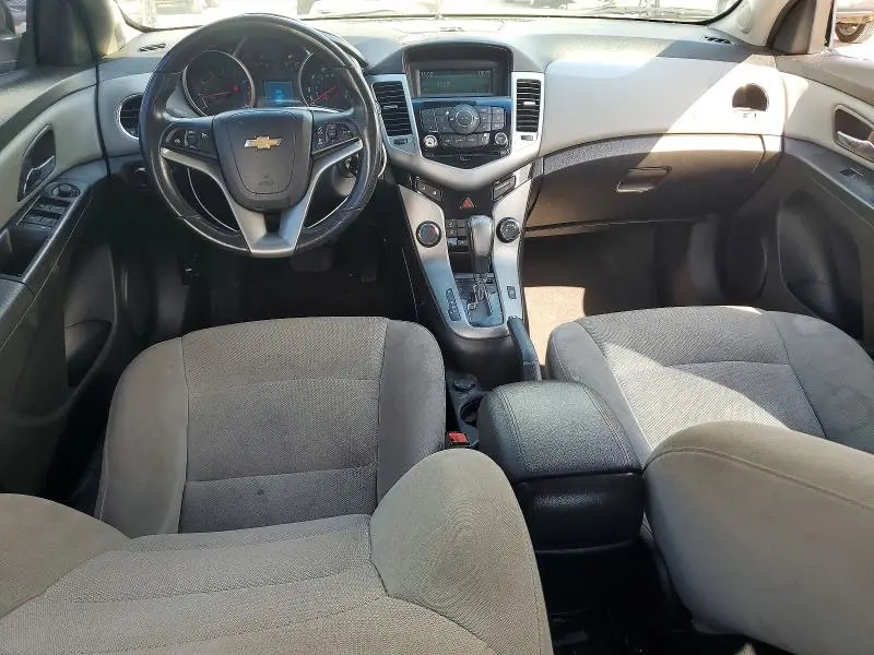 2012 CHEVROLET CRUZE LT  