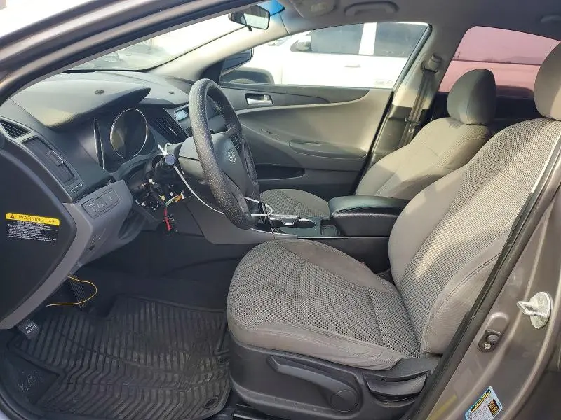 2011 HYUNDAI SONATA GLS  