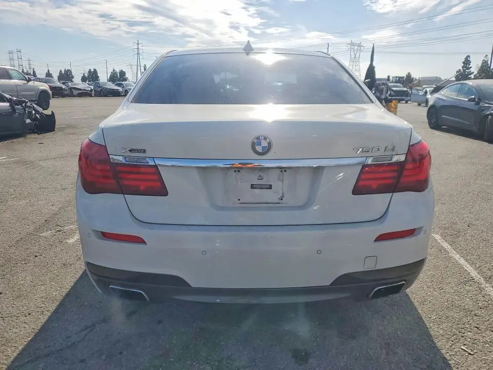 2014 BMW 750 LXI  