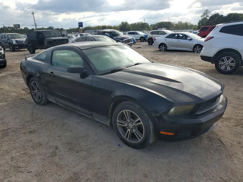 2010 FORD MUSTANG   