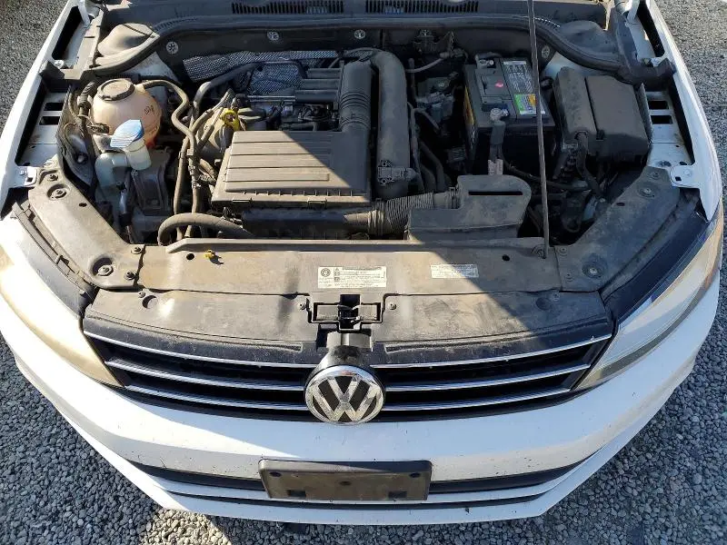 2018 VOLKSWAGEN JETTA SE  