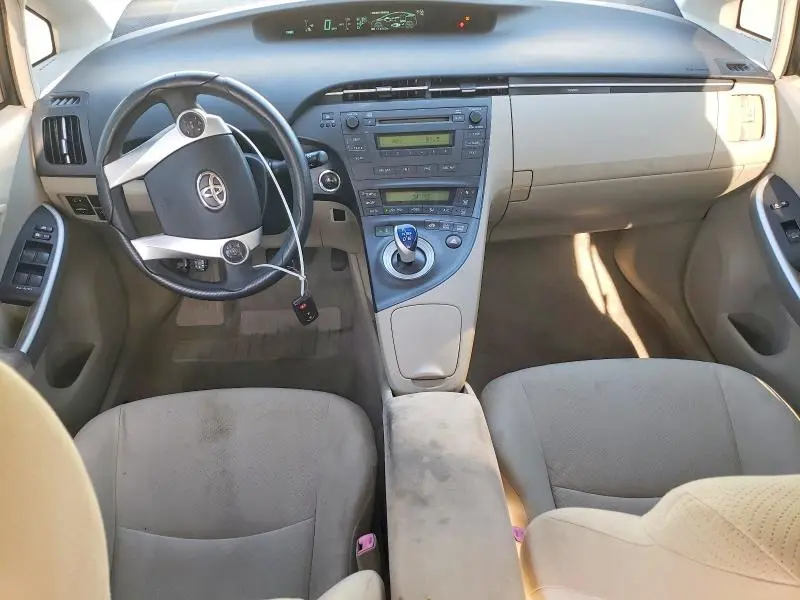 2010 TOYOTA PRIUS II  