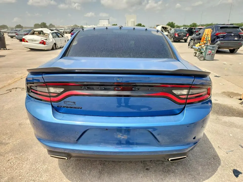 2021 DODGE CHARGER SXT  