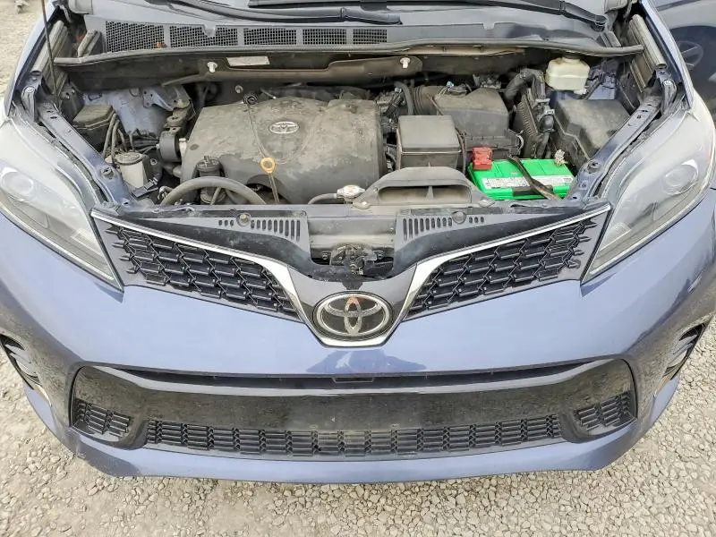 2020 TOYOTA SIENNA LIMITED 7-PASSENGER  