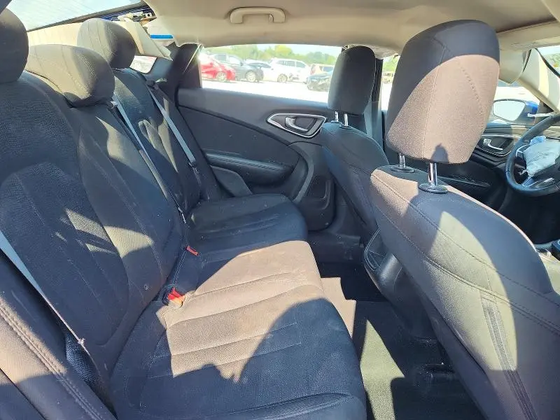 2016 CHRYSLER 200 LIMITED  
