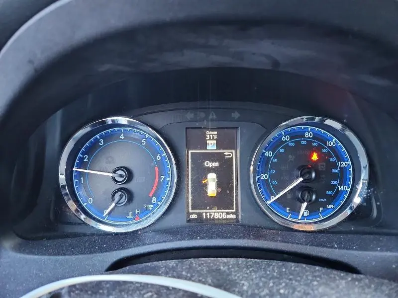 2019 TOYOTA COROLLA SE  