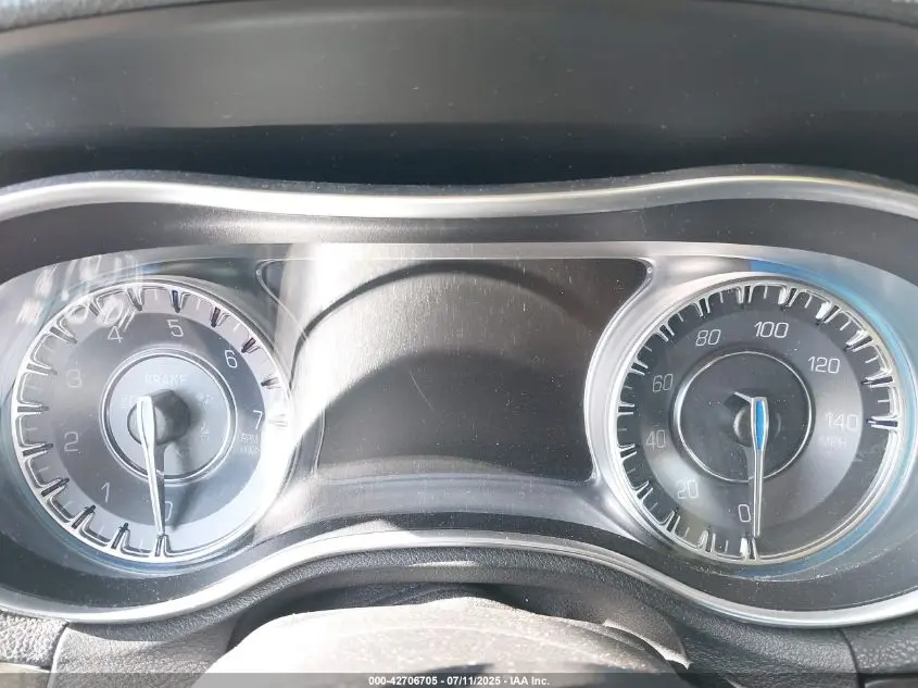2019 CHRYSLER 300 LIMITED