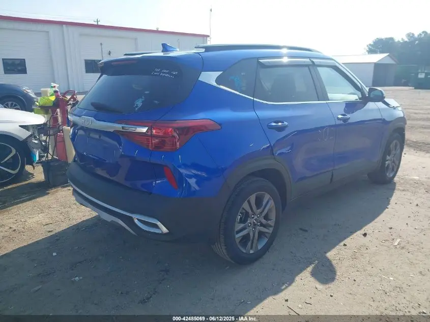 2023 KIA SELTOS S