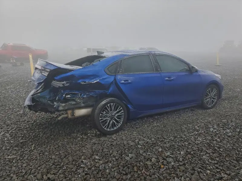 2024 KIA FORTE GT LINE  