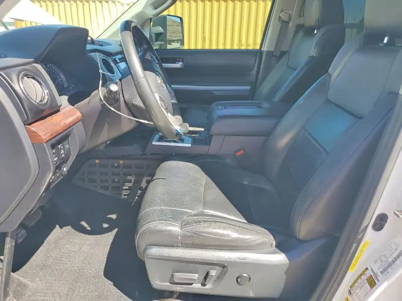 2017 TOYOTA TUNDRA LIMITED  
