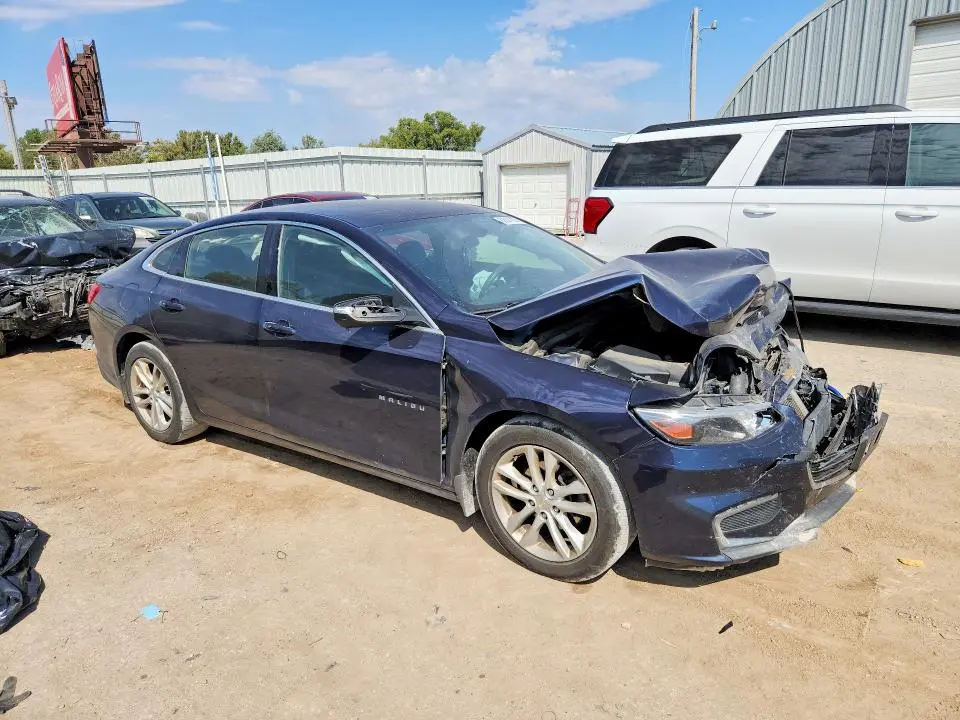 2017 CHEVROLET MALIBU LT  