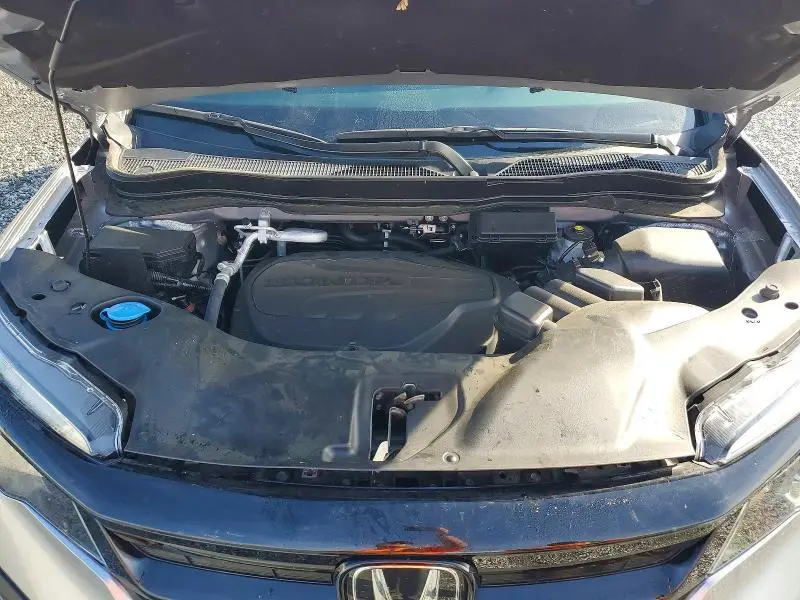 2022 HONDA PILOT SE  