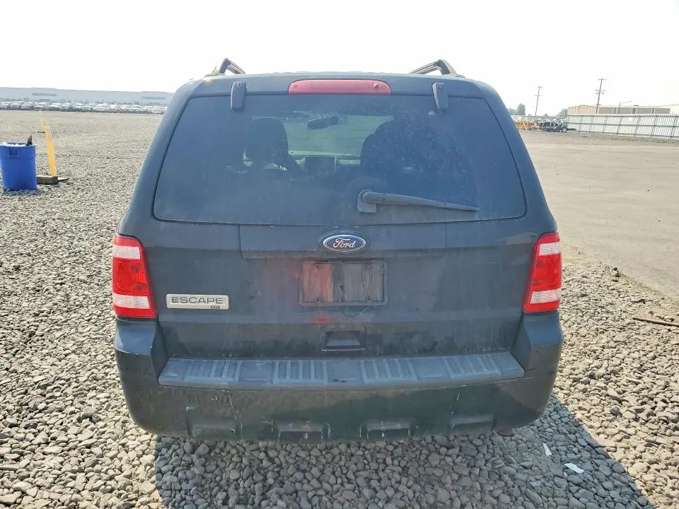 2010 FORD ESCAPE XLT  