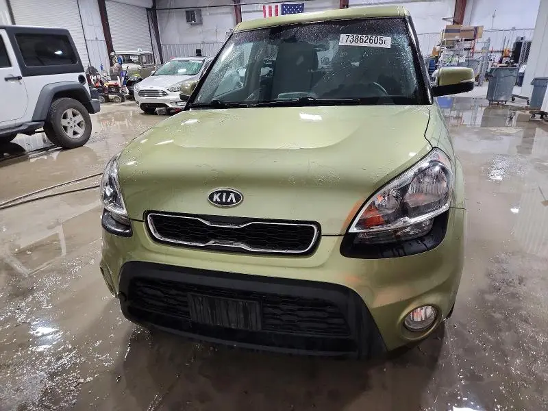 2012 KIA SOUL +  