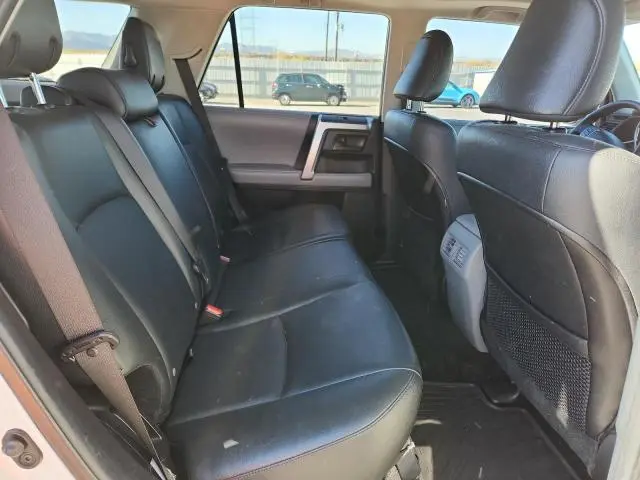 2013 TOYOTA 4RUNNER SR5  