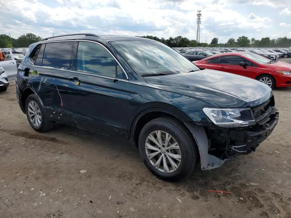 2018 VOLKSWAGEN TIGUAN SE  