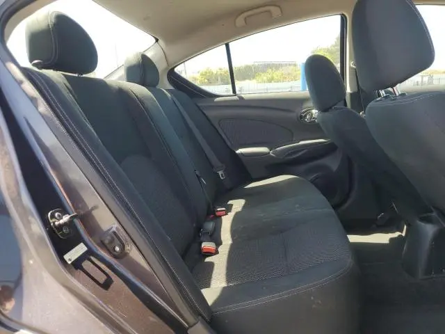 2015 NISSAN VERSA S  