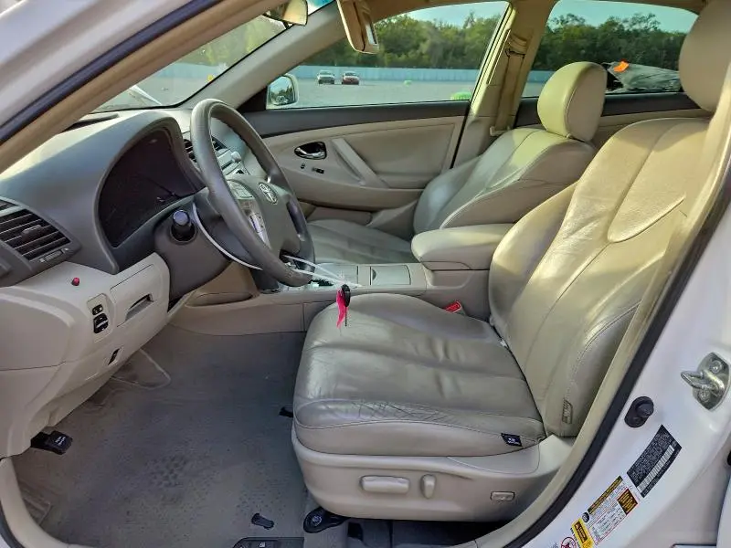 2010 TOYOTA CAMRY BASE  