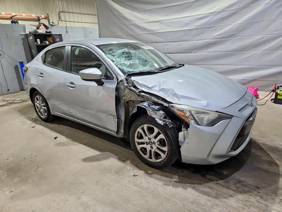 2017 TOYOTA YARIS IA BASE  