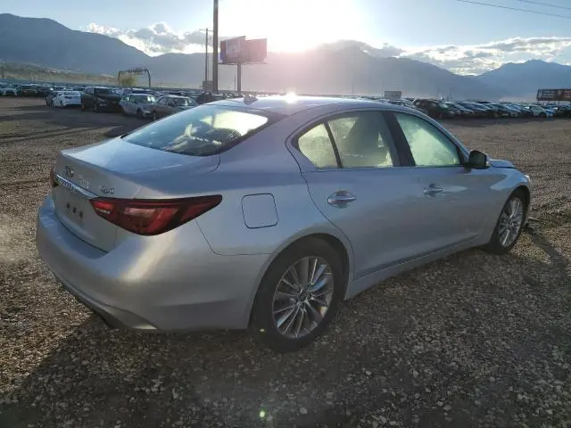 2018 INFINITI Q50 LUXE  