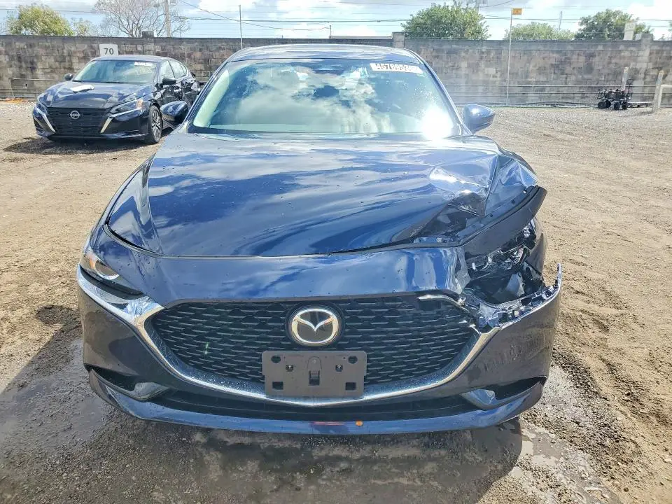 2025 MAZDA 3 PREFERRED  