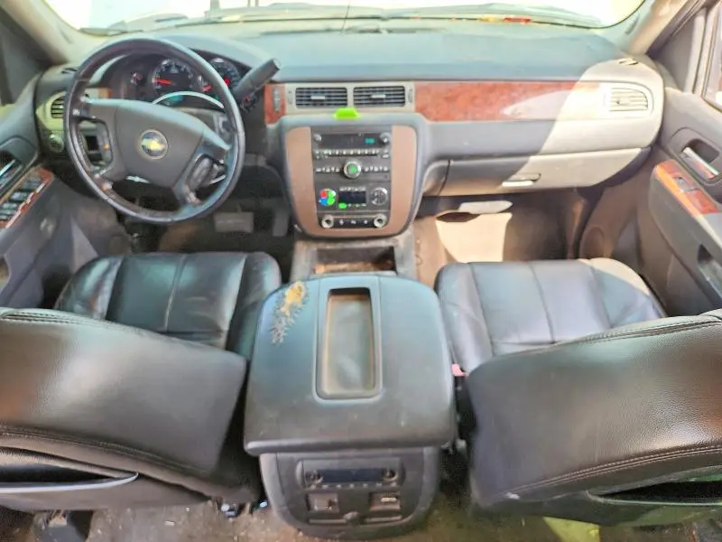 2010 CHEVROLET AVALANCHE LT  