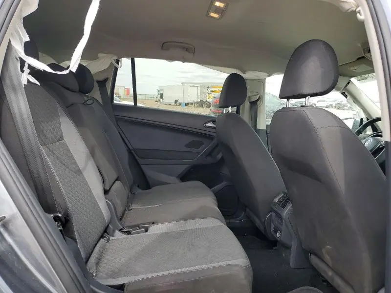 2018 VOLKSWAGEN TIGUAN S  