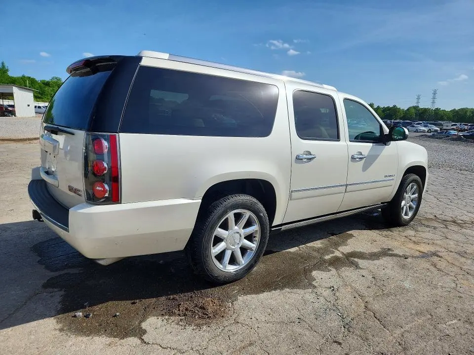 2012 GMC YUKON XL DENALI  