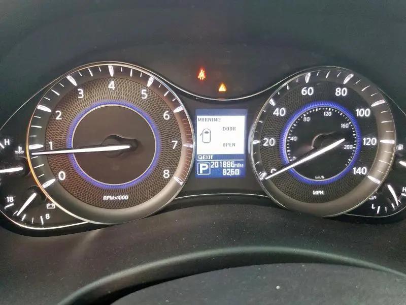 2014 INFINITI QX80   