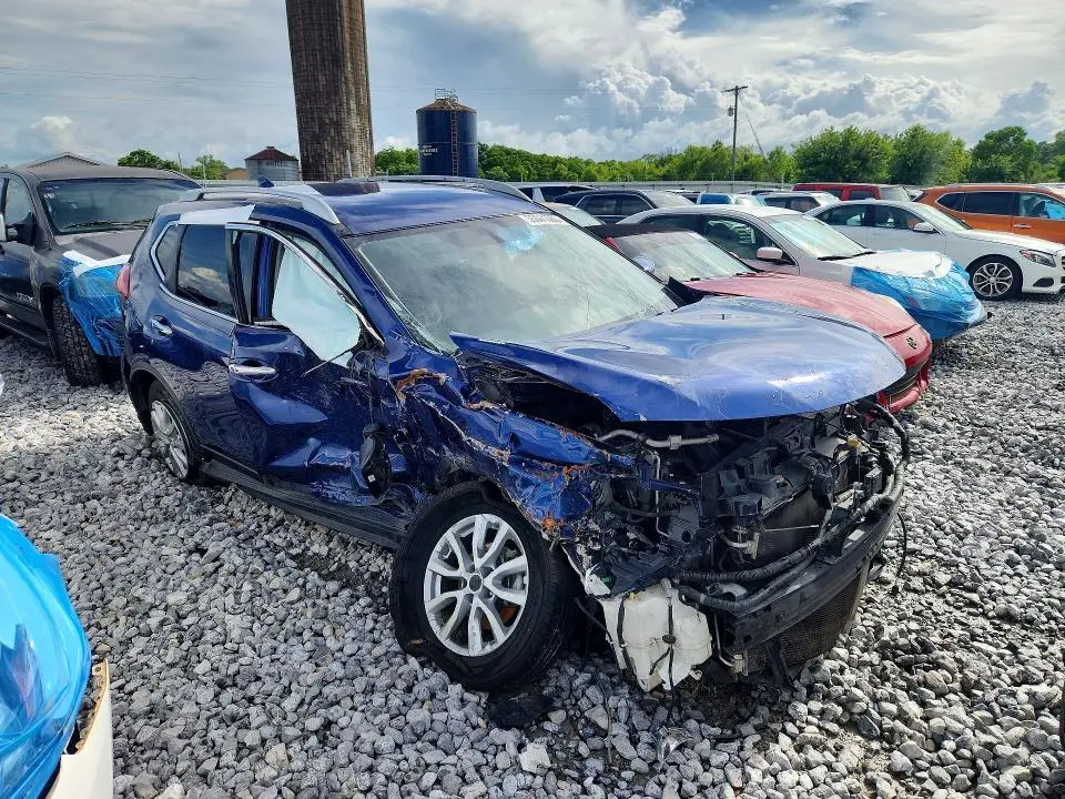 2018 NISSAN ROGUE SV  