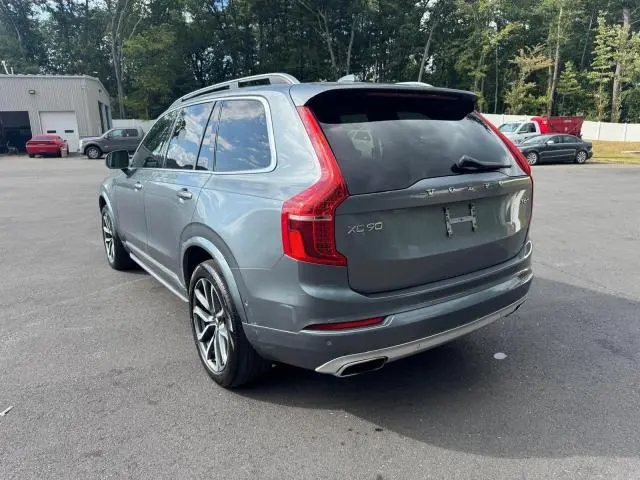 2016 VOLVO XC90 T6  