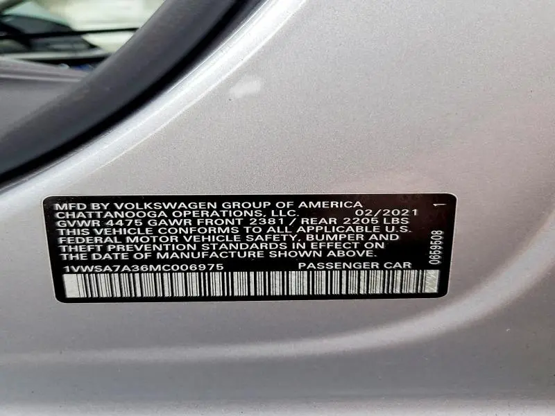 2021 VOLKSWAGEN PASSAT SE  