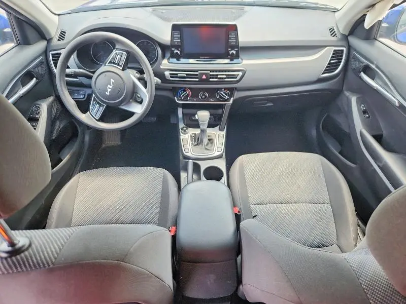 2022 KIA SELTOS LX  