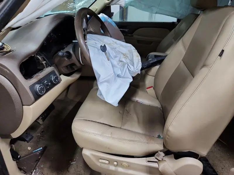 2012 CHEVROLET SUBURBAN K1500 LTZ  